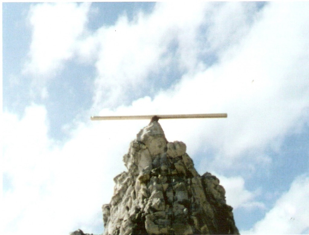 Filme 16mm, dimensões variáveis de projecção, 3’20’’, edição de 3+1 PA.