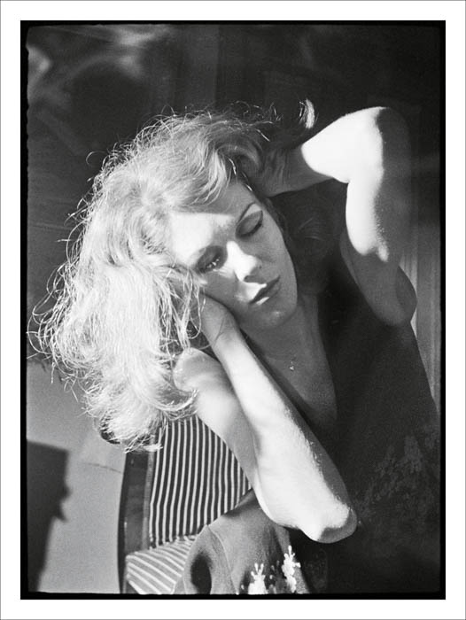 Todas as imagens são impressões a jato de tinta. As dimensões das imagens variam entre 18,8 e 29 cm (altura) e 19,2 e 29 cm (largura)