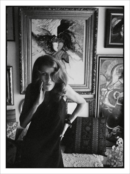 Todas as imagens são impressões a jato de tinta. As dimensões das imagens variam entre 18,8 e 29 cm (altura) e 19,2 e 29 cm (largura)