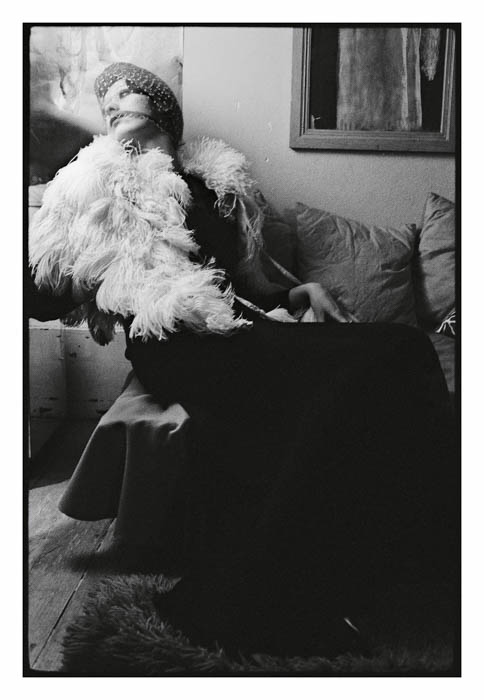 Todas as imagens são impressões a jato de tinta. As dimensões das imagens variam entre 18,8 e 29 cm (altura) e 19,2 e 29 cm (largura)