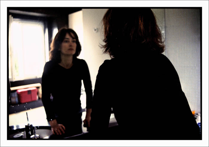 Todas as imagens são impressões a jato de tinta. As dimensões das imagens variam entre 18,8 e 29 cm (altura) e 19,2 e 29 cm (largura)