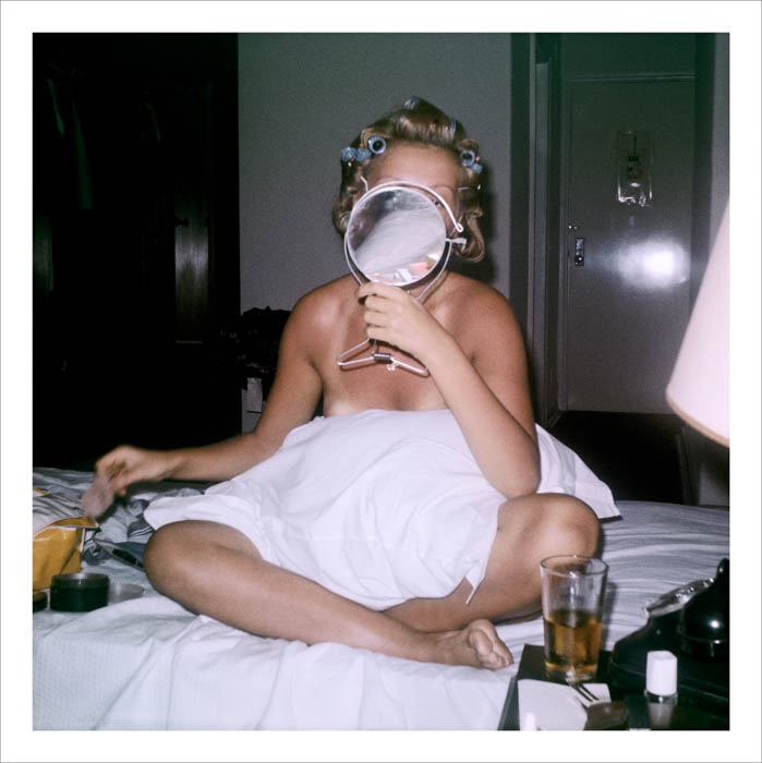 Todas as imagens são impressões a jato de tinta. As dimensões das imagens variam entre 18,8 e 29 cm (altura) e 19,2 e 29 cm (largura)