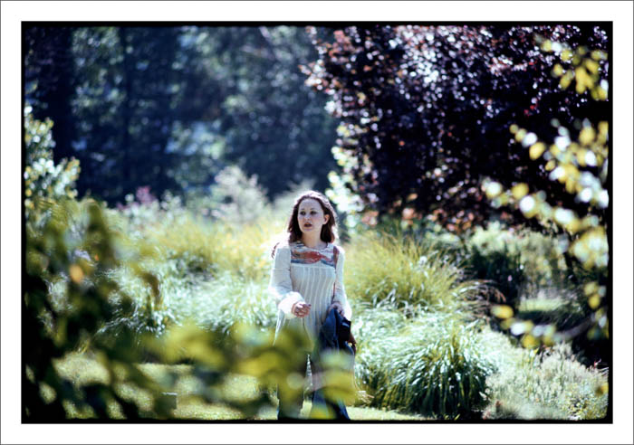 Todas as imagens são impressões a jato de tinta. As dimensões das imagens variam entre 18,8 e 29 cm (altura) e 19,2 e 29 cm (largura)