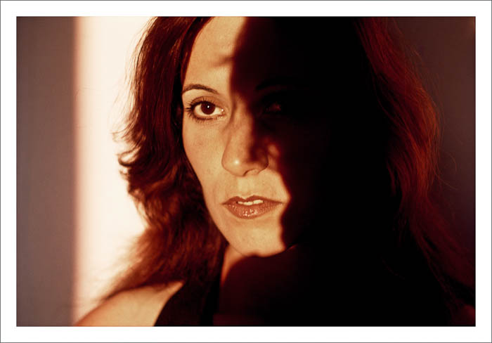 Todas as imagens são impressões a jato de tinta. As dimensões das imagens variam entre 18,8 e 29 cm (altura) e 19,2 e 29 cm (largura)