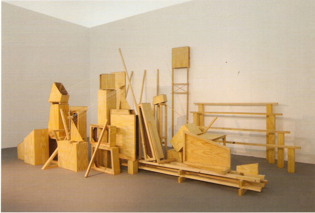 Madeira, contraplacado e elástico
400x600x280cm