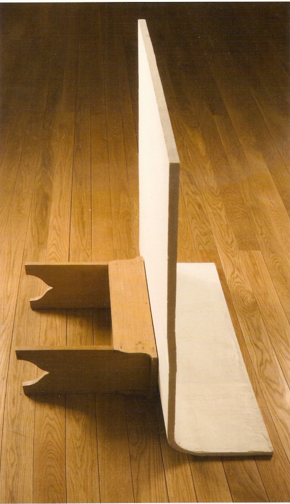 Madeira e Gesso, 115x101x84 cm