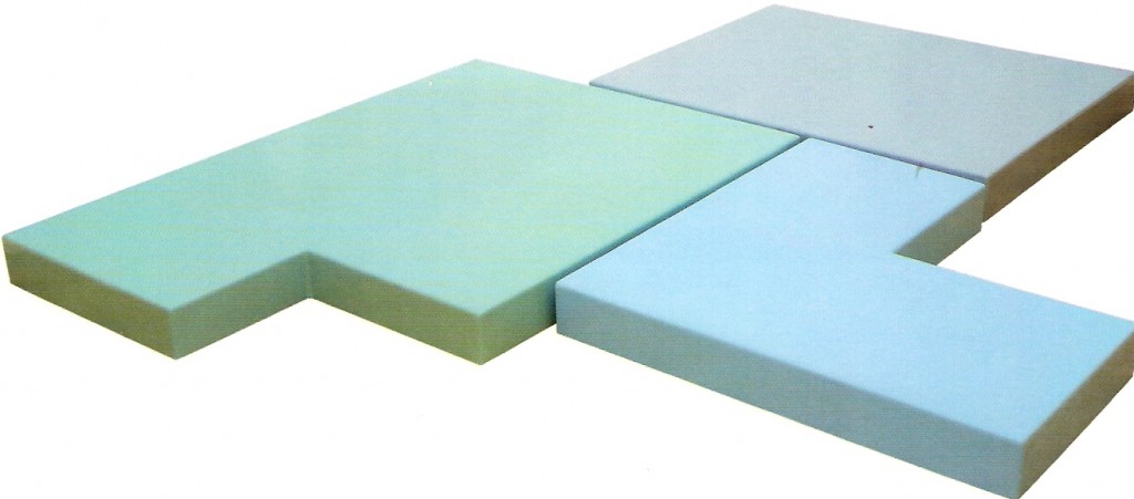 Fibra de Vidro e Poliéster, 20 X 260 X 183 cm, 20 X 200 X 160 cm, 
20 X 170 X 160 cm