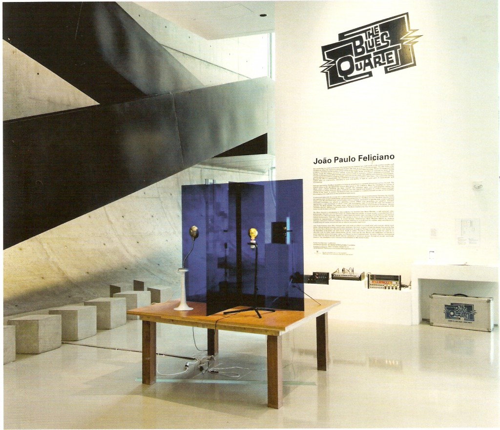 Madeira, acrílico, alumínio, vários tipos de lâmpadas, tripés, moduladores “sound-to-light”